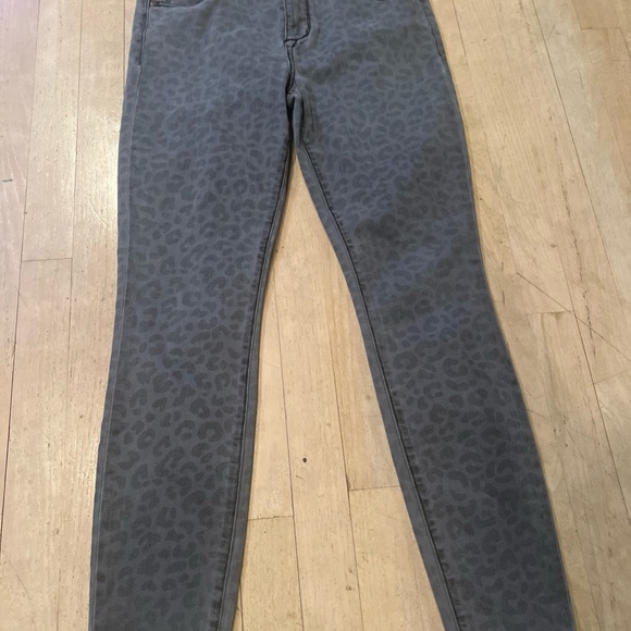 Johnny Was The Skinny Jean Womens Size 27 Animal Print - Picture 3 of 5